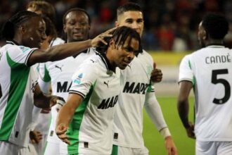 decidono Laurienté e Pinamonti, non basta Esposito