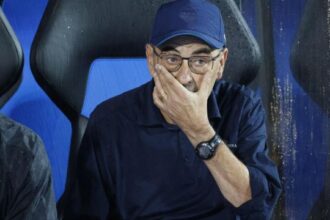 Sarri, furia su Gila poi veleno contro la Lega e l'ammissione sul gioco in cui non si riconosce