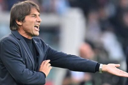 troppi infortuni muscolari e poco gioco. Anche due azzurri nel mirino dei tifosi