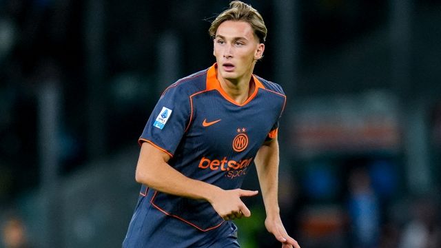 le formazioni ufficiali. La decisione di Chivu su Pio Esposito, Pioli s'affida a Kean