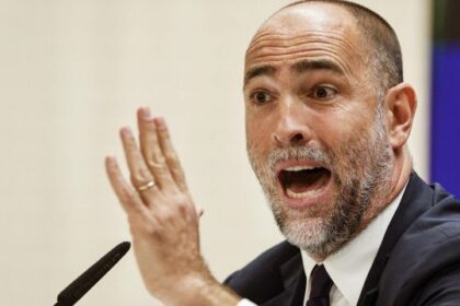 per i tifosi è già divorzio