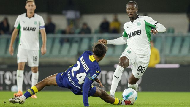 arbitro nel pallone, vede tre rigori ma ce n’era uno solo, cosa ha deciso il Var, la rabbia di Zanetti