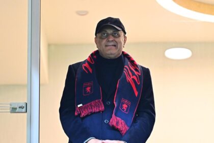 Genoa, guerra tra soci: "Il club rischia il crac: Sucu via, torni Zangrillo"