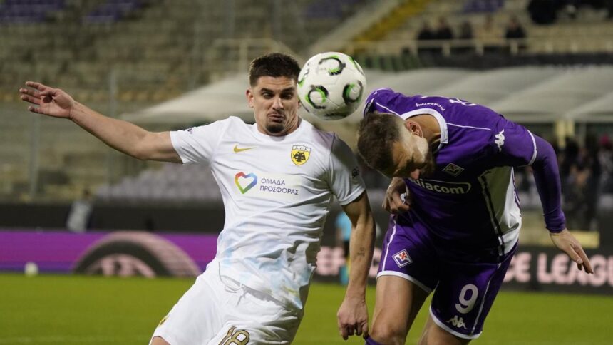 Fiorentina, Dzeko: "Non servono i fischi, i tifosi ci aiutino"