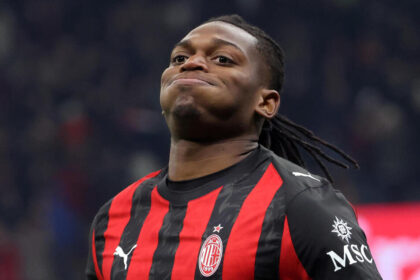 Finale thrilling a San Siro: niente rigore per la Lazio, il Milan vince 1-0 ed è in vetta - Calcio