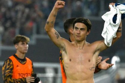 Roma, Dybala tentato da Mourinho, per Totti non è un centravanti