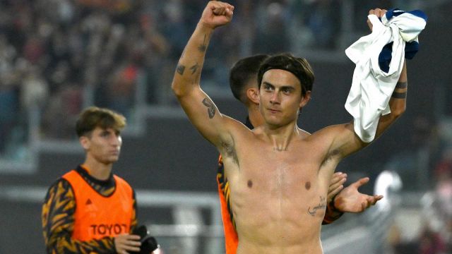 Roma, Dybala tentato da Mourinho, per Totti non è un centravanti