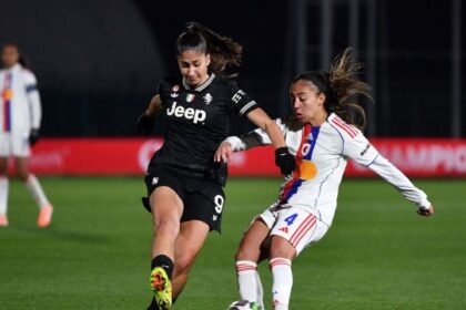 da 3-0 a 3-3. Finale folle, rigore e gol annullato