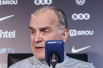 crisi nera e bufera su Bielsa, tutti contro El Loco. La spiazzante confessione del ct