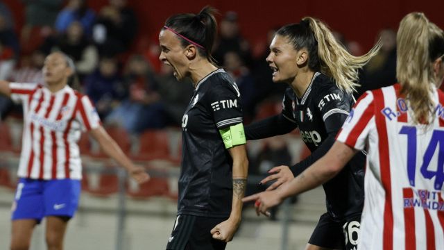 Medina dell'Atletico d'urgenza in ospedale dopo uno scontro con Bonansea, come sta