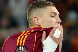 Roma capolista senza più attaccanti, mazzata su Dovbyk e Dybala è ancora ko come Bailey
