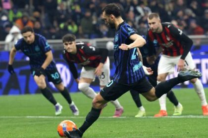 dubbi sul rigore, cartellini sbagliati, Sozza ha pagato pressioni e polemiche