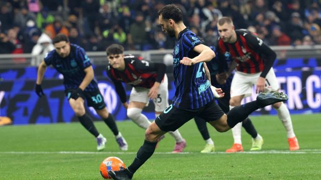 dubbi sul rigore, cartellini sbagliati, Sozza ha pagato pressioni e polemiche