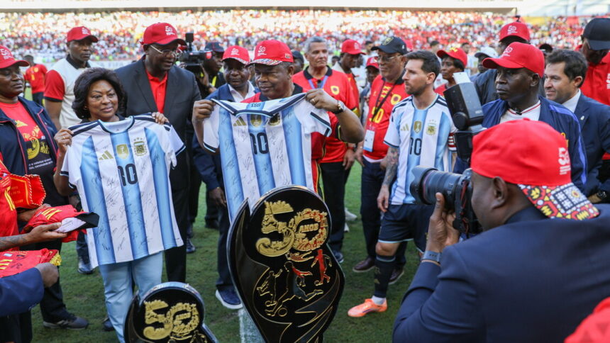 L'Argentina si allena con l'Angola, Messi e Lautaro in gol - Calcio