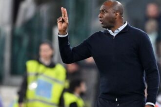 Genoa, la rivincita di Balotelli su Vieira: il Grifone sorprende tutti