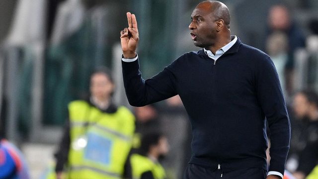 Genoa, la rivincita di Balotelli su Vieira: il Grifone sorprende tutti