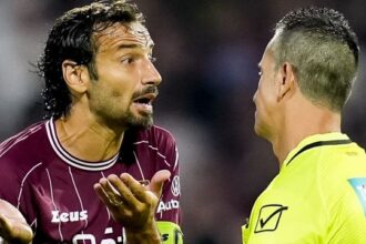 la condanna del Var, gol annullato e due chiamate a vuoto. Villa in ospedale, il bollettino