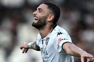 Artistico colpisce ancora i blucerchiati e decide il derby, disastro Vulikic