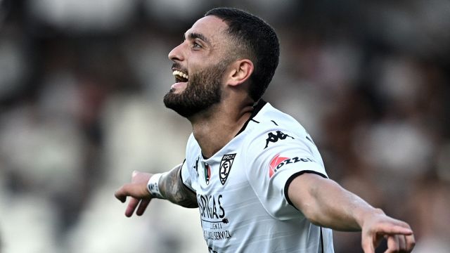 Artistico colpisce ancora i blucerchiati e decide il derby, disastro Vulikic