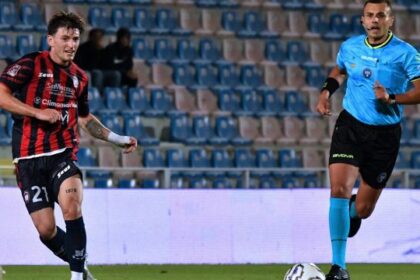 nel deserto dello Zaccheria si sente tutto e l’arbitro non sbaglia, Var in vacanza