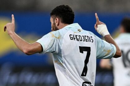 dilagano i ciociari, biancorossi contestati