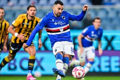 il Var condanna le vespe, rosso, rigore e rissa. Striscione choc in curva