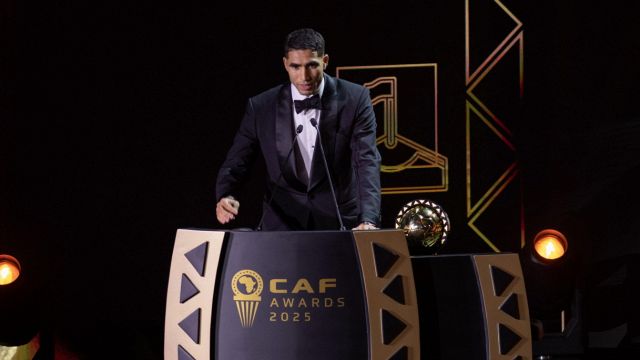 il red carpet anomalo e la promessa, l'ex Inter beffa Osimhen