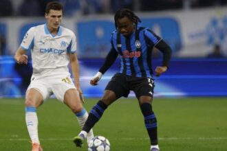 Samardzic salva Juric (che litiga con Lookman), male De Ketelaere. Ahanor è dappertutto