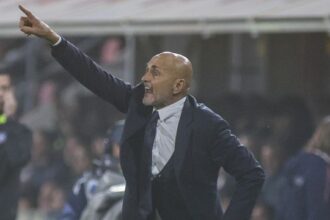 la prima in bianconero fa discutere i tifosi