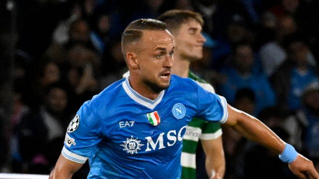 cosa sta succedendo nello spogliatoio azzurro e gli scenari