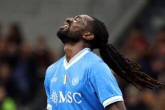 stesso infortunio e lungo stop, per Conte emergenza a centrocampo