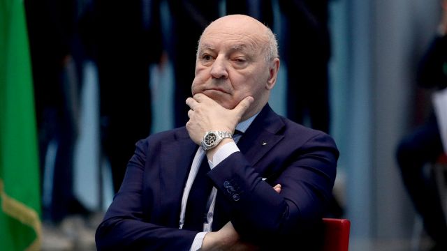 Marotta ha l’ok di Oaktree per accontentare Chivu, ma intanto la priorità di gennaio è cambiata