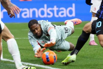 Maignan mani d'oro, Sommer e Di Gregorio mani di burro