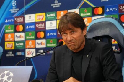 ora tira in ballo anche medici e fisioterapisti, la rabbia dei tifosi