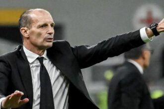 siparietto e retroscena sul rigore e show in sala stampa, che bordate