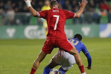 quel rigore nel primo tempo avrebbe evitato i fischi, il finale thrilling