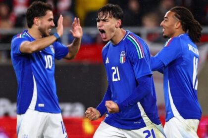 mago Pisilli non basta, Koleosho infaticabile, Comuzzo svagato