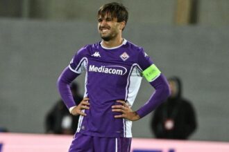 l'AEK e il Var affondano pure Vanoli, due gol annullati a Gudmundsson e Ranieri, è bufera