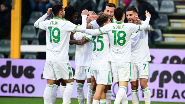 Gasp gestaccio e rosso, si sbloccano Ferguson e Wesley, giallorossi primi da soli