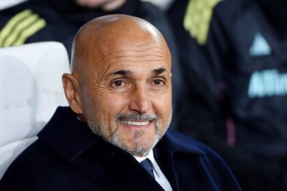 l'abbraccio con Jannik scatena il putiferio sul web