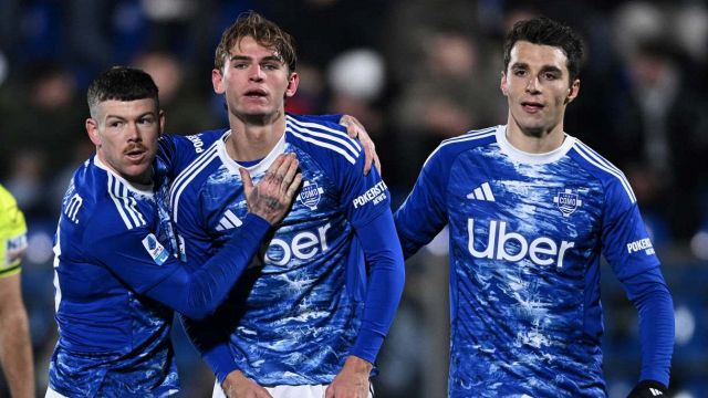 Nico Paz fa piovere diamanti, Douvikas da bomber, Berardi si fa male