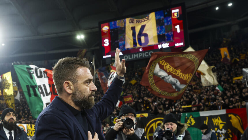 Calcio: De Rossi e il saluto alla Sud 'riassaporati vecchi sapori' - Calcio