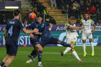Serie A: impresa Lazio, in 9 contro 11 vince a Parma - Calcio