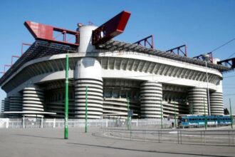 Milan-Verona, tifoso colpito da arresto cardiaco: è in codice rosso