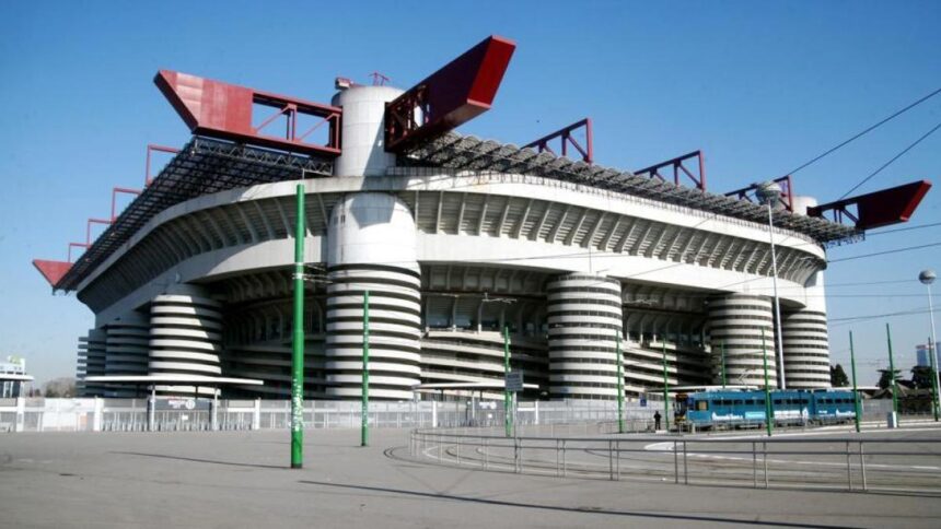 Milan-Verona, tifoso colpito da arresto cardiaco: è in codice rosso