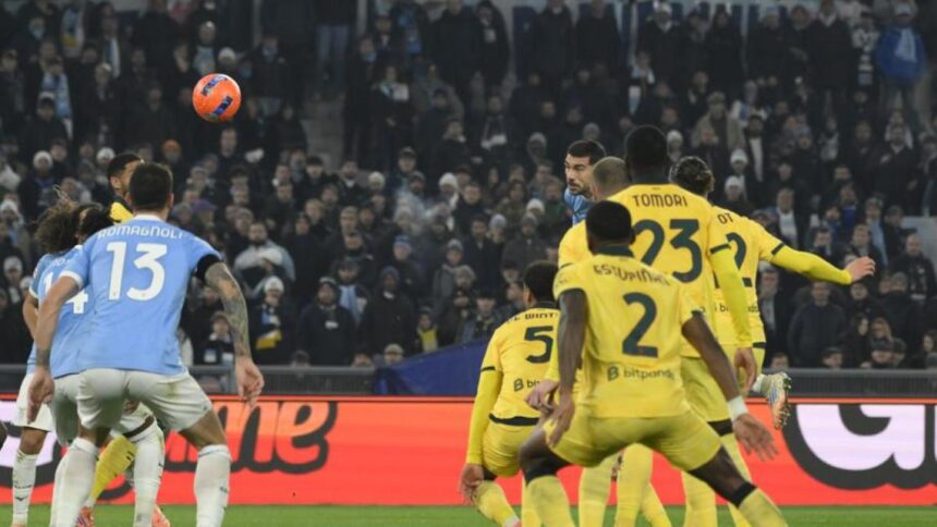 Lazio-Milan, la moviola: era angolo sul gol di Zaccagni?