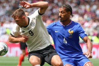 Milan, Fullkrug maglia numero 9. La sua giornata, le visite mediche