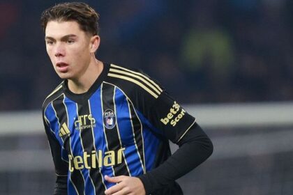 Louis Thomas entra nel finale a Pisa, l'emozione incontenibile di mamma Alena Seredova