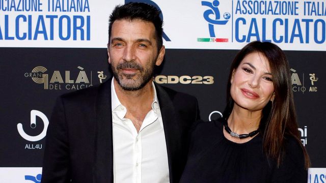 Ilaria D'Amico e Buffon ad Atreju, la risposta definitiva sul rapporto con la destra, la frase detta a 18 anni, Monti e Renzi