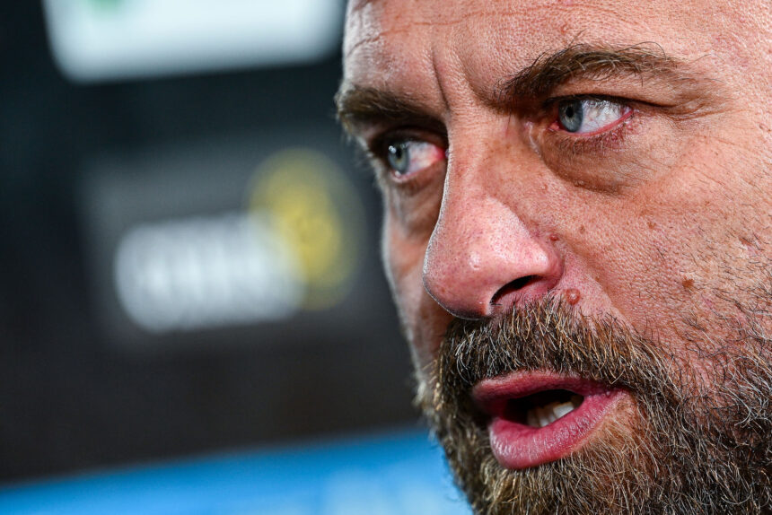 Un libro sulla Fossa dei Grifoni raccoglie 100.000 euro in beneficenza